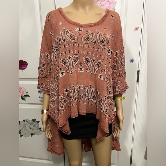 Free People Tops - Free People Pink Paisley Top